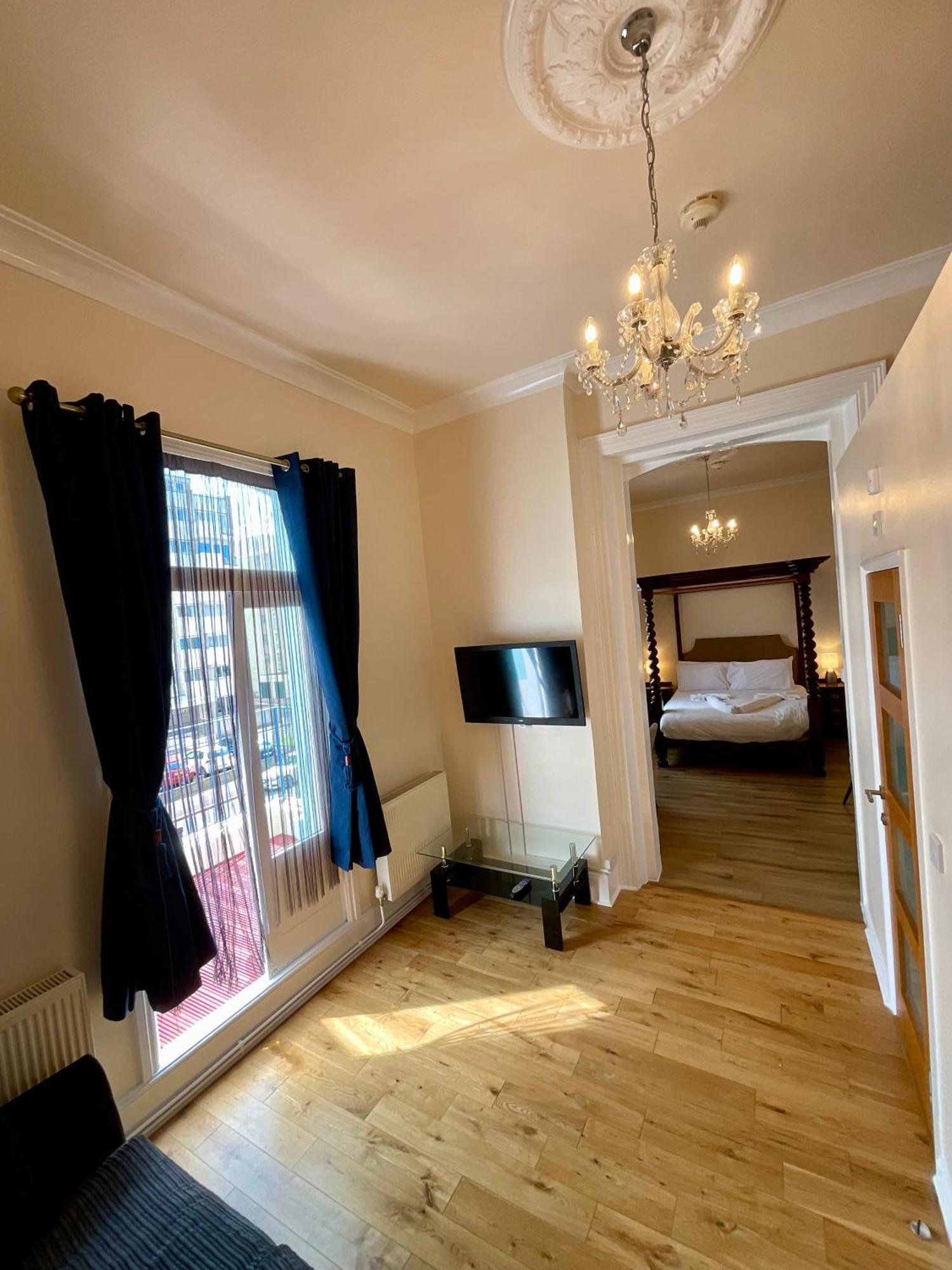Vernon Guesthouse Eastbourne Eksteriør billede