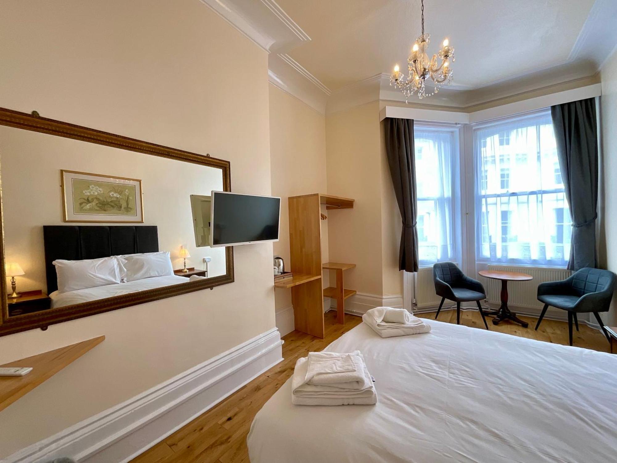 Vernon Guesthouse Eastbourne Eksteriør billede